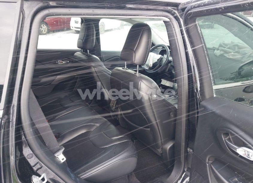 Photo 8 of 2019 Jeep Cherokee LATITUDE PLUS 4X4 (VIN 1C4PJMLN7KD164142)