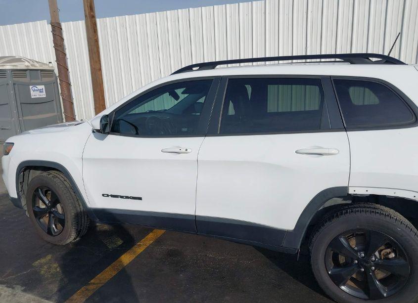 Photo 15 of 2019 Jeep Cherokee ALTITUDE 4X4 (VIN 1C4PJMLNXKD295243)