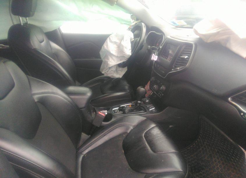 Photo 5 of 2020 Jeep Cherokee ALTITUDE 4X4 (VIN 1C4PJMLNXLD554279)