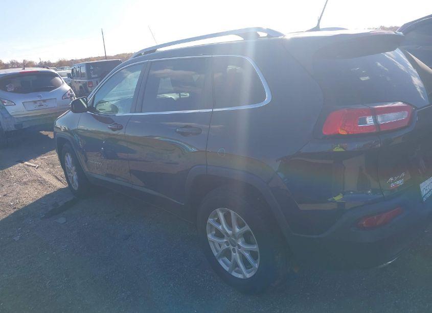 Photo 3 of 2018 Jeep Cherokee LATITUDE PLUS 4X4 (VIN 1C4PJMLX0JD603276)