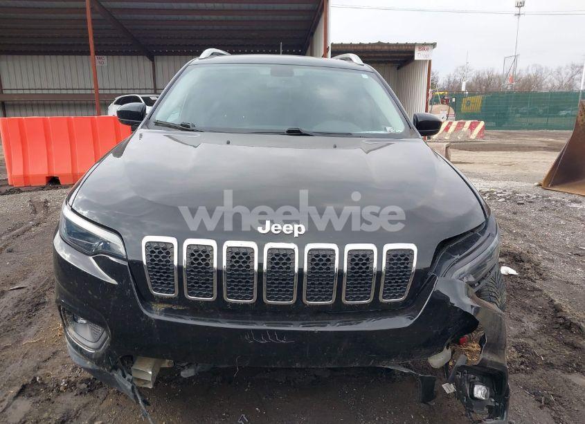 Photo 12 of 2019 Jeep Cherokee LATITUDE PLUS 4X4 (VIN 1C4PJMLX0KD155378)