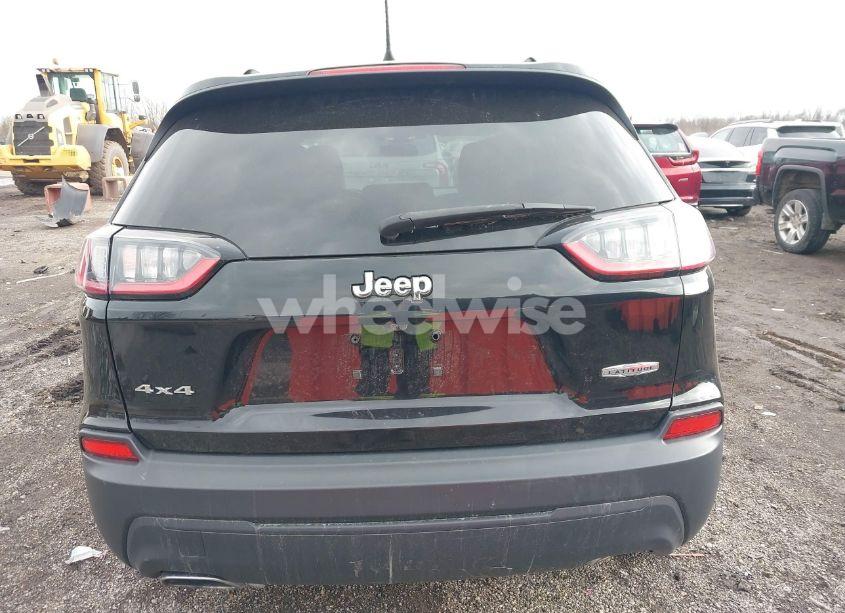 Photo 16 of 2019 Jeep Cherokee LATITUDE PLUS 4X4 (VIN 1C4PJMLX0KD155378)