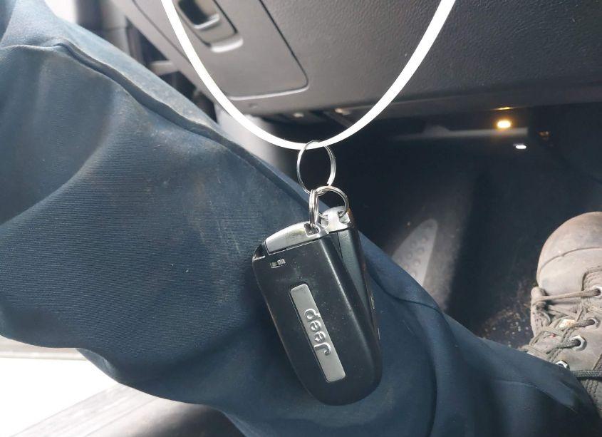 Photo 11 of 2020 Jeep Cherokee ALTITUDE 4X4 (VIN 1C4PJMLX0LD513709)