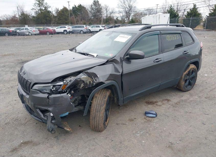 Photo 2 of 2020 Jeep Cherokee ALTITUDE 4X4 (VIN 1C4PJMLX0LD513709)