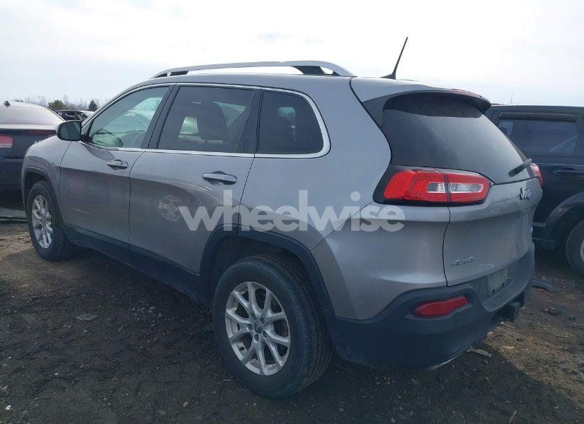 Photo 3 of 2018 Jeep Cherokee LATITUDE PLUS 4X4 (VIN 1C4PJMLX1JD550457)