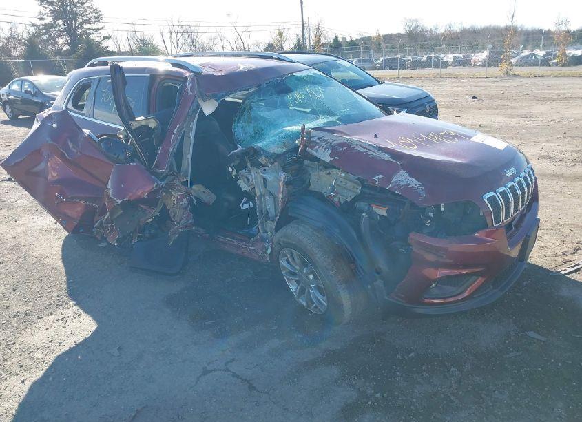 2019 Jeep Cherokee LATITUDE PLUS 4X4 (VIN 1C4PJMLX1KD230637) main photo