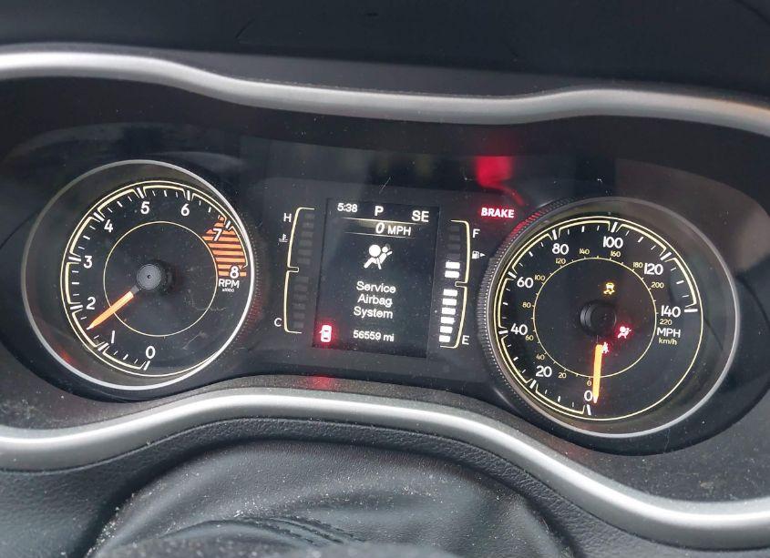 Photo 7 of 2018 Jeep Cherokee LATITUDE PLUS 4X4 (VIN 1C4PJMLX2JD580079)