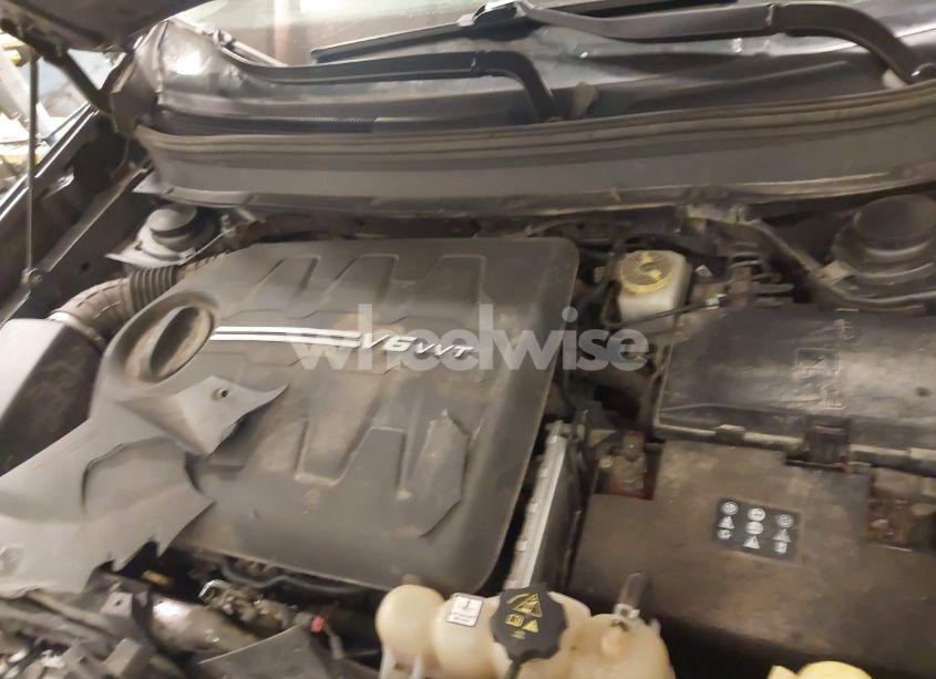 Photo 10 of 2019 Jeep Cherokee LATITUDE PLUS 4X4 (VIN 1C4PJMLX2KD101757)