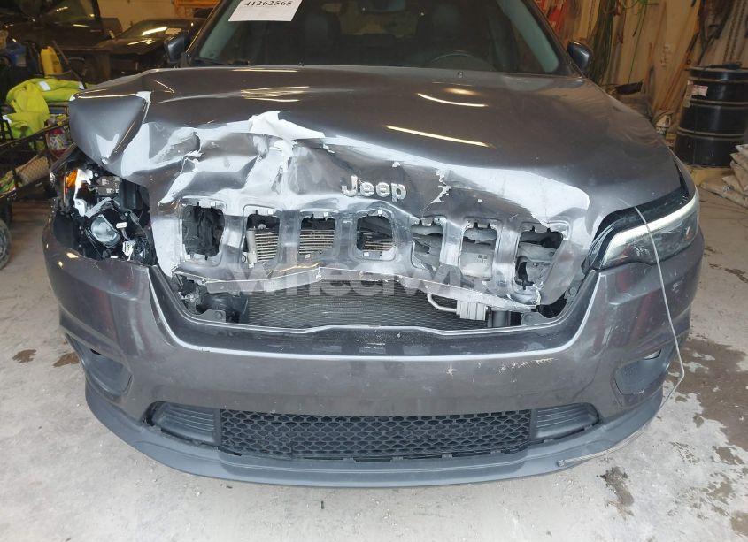 Photo 6 of 2019 Jeep Cherokee LATITUDE PLUS 4X4 (VIN 1C4PJMLX2KD101757)