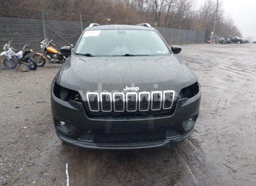 Photo 13 of 2019 Jeep Cherokee LATITUDE PLUS 4X4 (VIN 1C4PJMLX2KD271665)