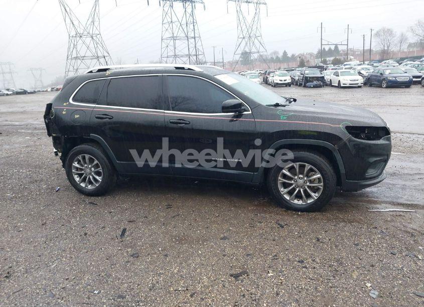 Photo 14 of 2019 Jeep Cherokee LATITUDE PLUS 4X4 (VIN 1C4PJMLX2KD271665)