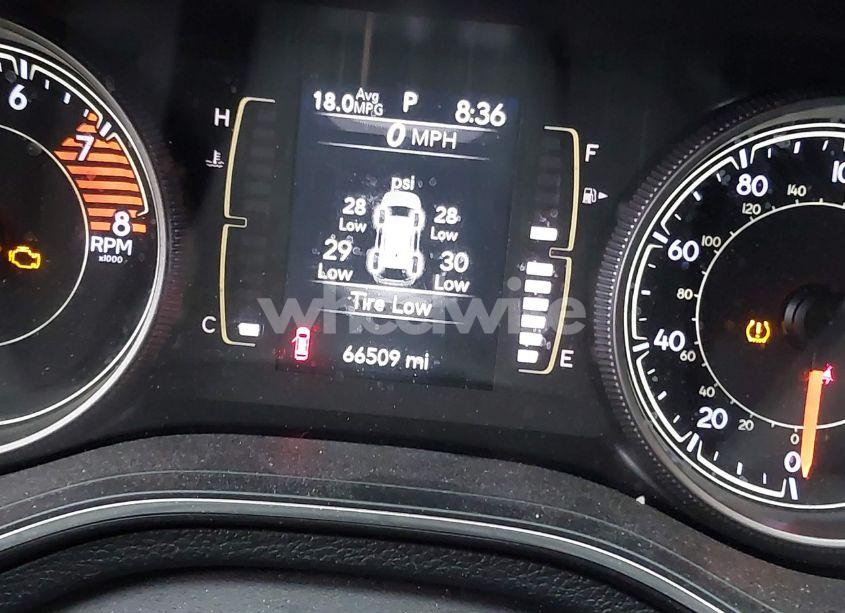 Photo 16 of 2019 Jeep Cherokee LATITUDE PLUS 4X4 (VIN 1C4PJMLX2KD271665)