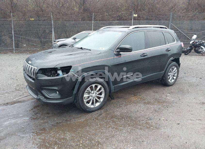 Photo 2 of 2019 Jeep Cherokee LATITUDE PLUS 4X4 (VIN 1C4PJMLX2KD271665)