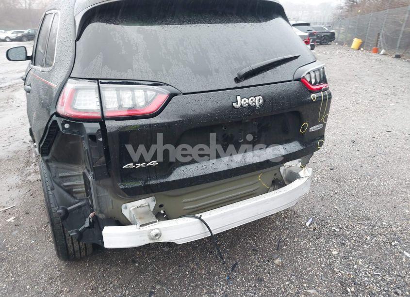 Photo 6 of 2019 Jeep Cherokee LATITUDE PLUS 4X4 (VIN 1C4PJMLX2KD271665)