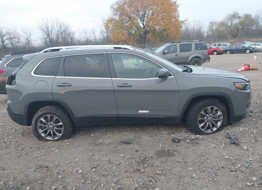 Photo 13 of 2019 Jeep Cherokee LATITUDE PLUS 4X4 (VIN 1C4PJMLX2KD374598)