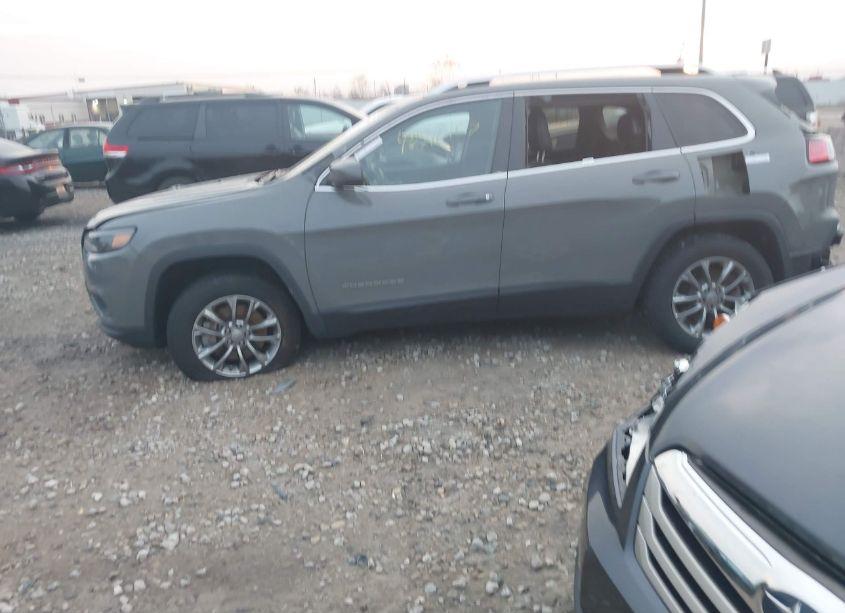 Photo 14 of 2019 Jeep Cherokee LATITUDE PLUS 4X4 (VIN 1C4PJMLX2KD374598)
