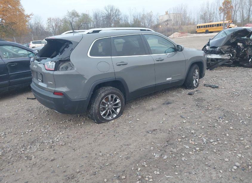 Photo 4 of 2019 Jeep Cherokee LATITUDE PLUS 4X4 (VIN 1C4PJMLX2KD374598)