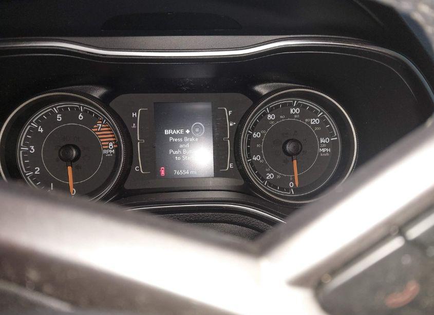 Photo 7 of 2019 Jeep Cherokee LATITUDE PLUS 4X4 (VIN 1C4PJMLX2KD374598)