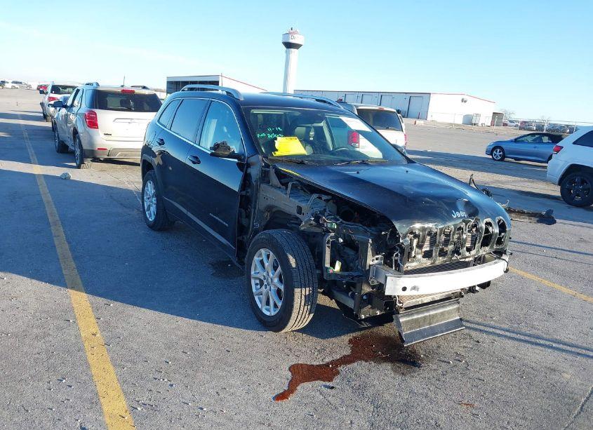 Photo 18 of 2018 Jeep Cherokee LATITUDE PLUS 4X4 (VIN 1C4PJMLX3JD506072)