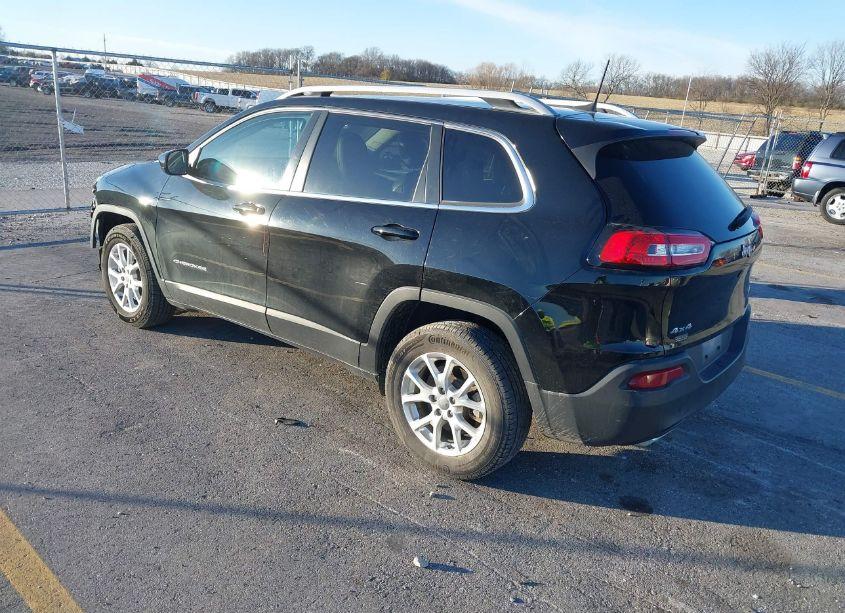 Photo 3 of 2018 Jeep Cherokee LATITUDE PLUS 4X4 (VIN 1C4PJMLX3JD506072)