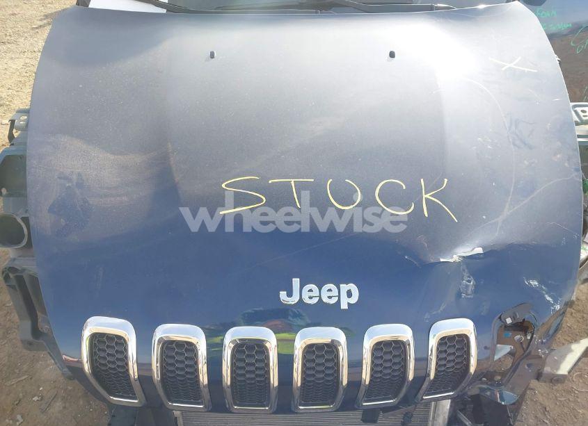 Photo 10 of 2018 Jeep Cherokee LATITUDE PLUS 4X4 (VIN 1C4PJMLX3JD548435)