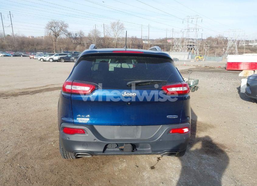 Photo 16 of 2018 Jeep Cherokee LATITUDE PLUS 4X4 (VIN 1C4PJMLX3JD548435)