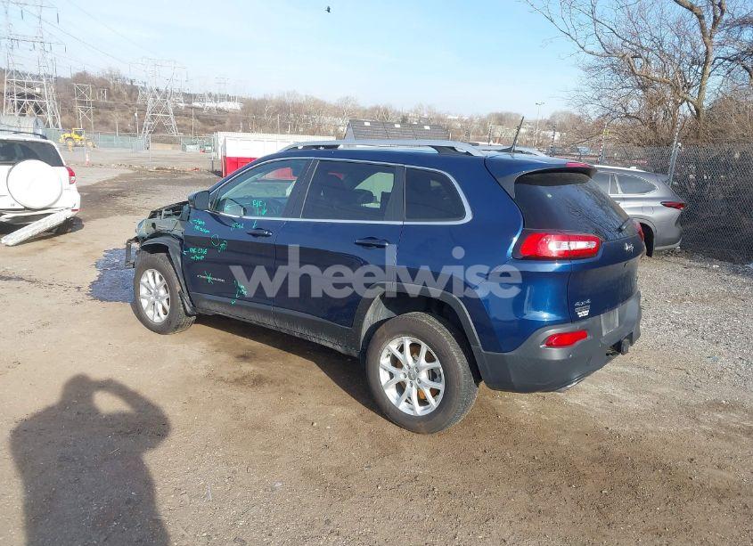 Photo 3 of 2018 Jeep Cherokee LATITUDE PLUS 4X4 (VIN 1C4PJMLX3JD548435)