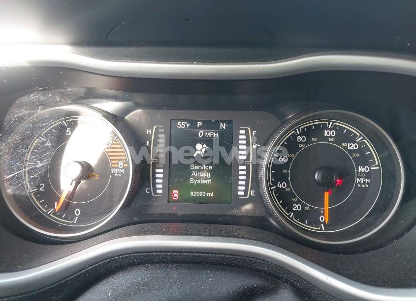 Photo 7 of 2018 Jeep Cherokee LATITUDE PLUS 4X4 (VIN 1C4PJMLX3JD548435)