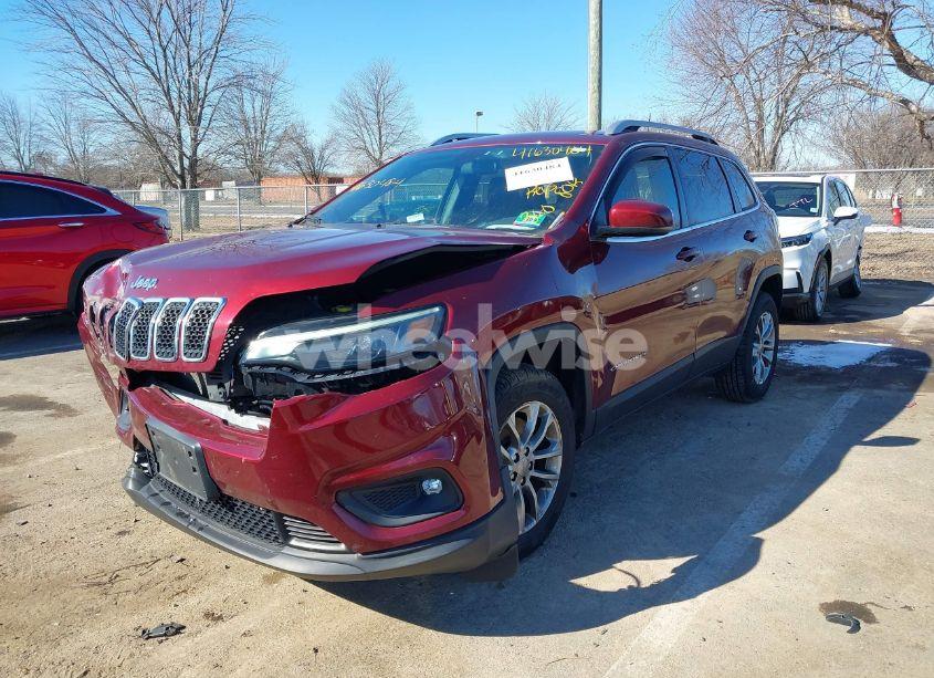 Photo 2 of 2019 Jeep Cherokee LATITUDE PLUS 4X4 (VIN 1C4PJMLX3KD310893)