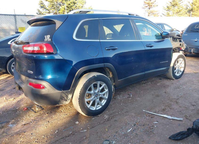 Photo 4 of 2018 Jeep Cherokee LATITUDE PLUS 4X4 (VIN 1C4PJMLX4JD521342)