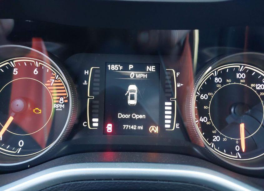 Photo 7 of 2018 Jeep Cherokee LATITUDE PLUS 4X4 (VIN 1C4PJMLX4JD521342)