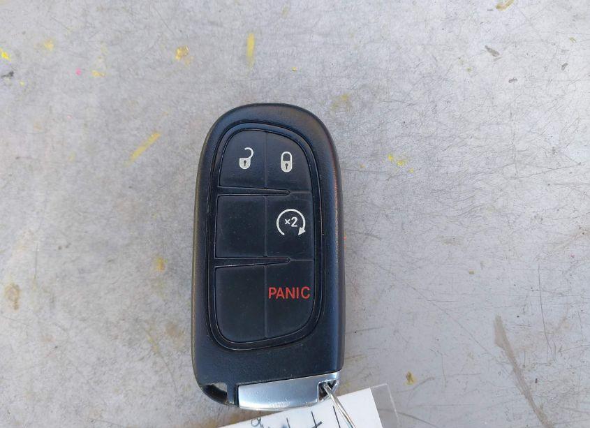 Photo 11 of 2019 Jeep Cherokee LATITUDE PLUS 4X4 (VIN 1C4PJMLX4KD127745)