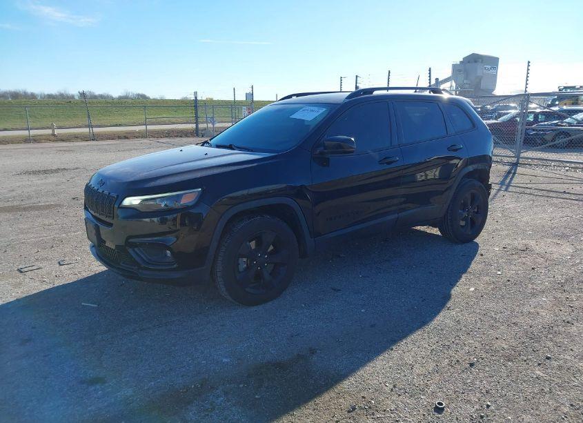 Photo 2 of 2019 Jeep Cherokee ALTITUDE 4X4 (VIN 1C4PJMLX4KD389300)