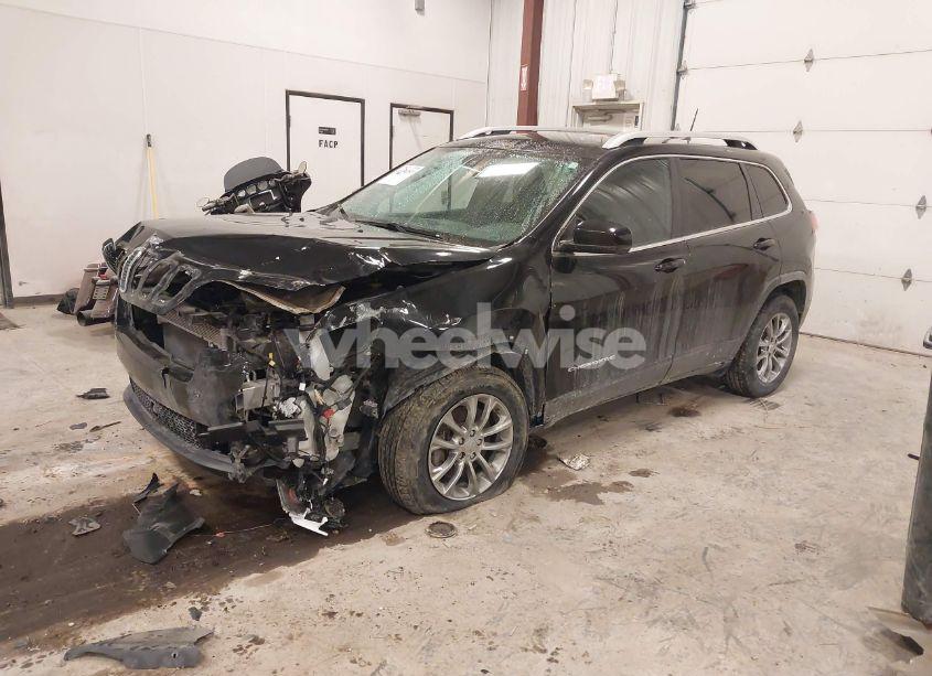 Photo 2 of 2020 Jeep Cherokee LATITUDE LUX 4X4 (VIN 1C4PJMLX4LD640639)