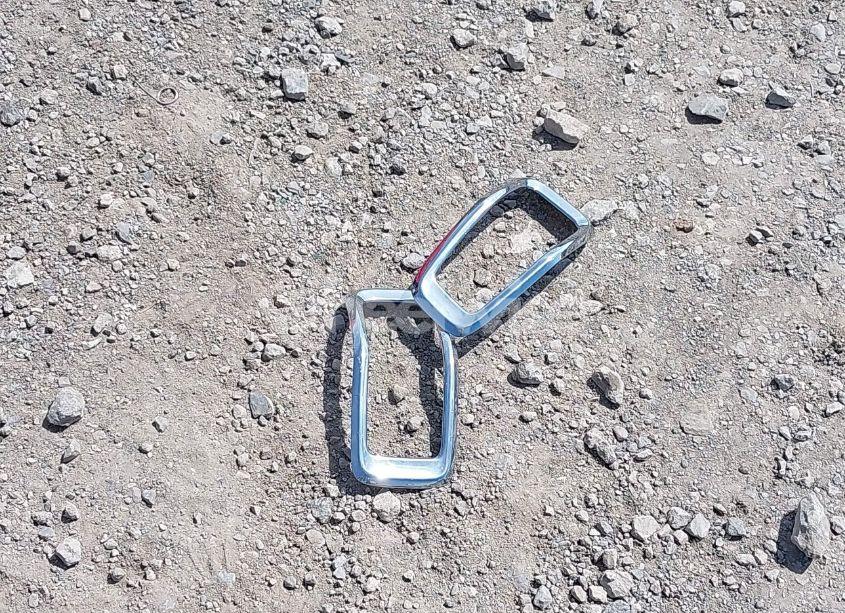 Photo 12 of 2018 Jeep Cherokee LATITUDE PLUS 4X4 (VIN 1C4PJMLX5JD603290)