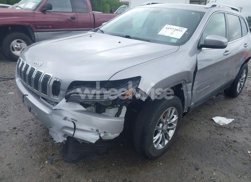 Photo 6 of 2019 Jeep Cherokee LATITUDE PLUS 4X4 (VIN 1C4PJMLX7KD104542)