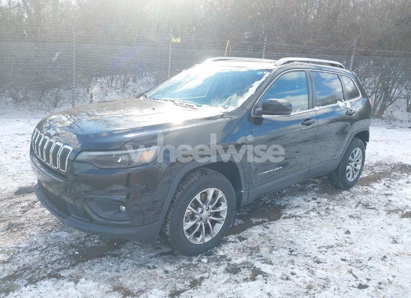 Photo 2 of 2020 Jeep Cherokee LATITUDE PLUS 4X4 (VIN 1C4PJMLX7LD593719)