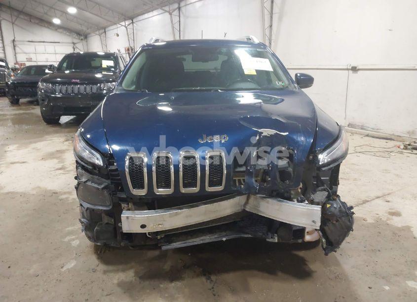 Photo 12 of 2018 Jeep Cherokee LATITUDE PLUS 4X4 (VIN 1C4PJMLX8JD516080)