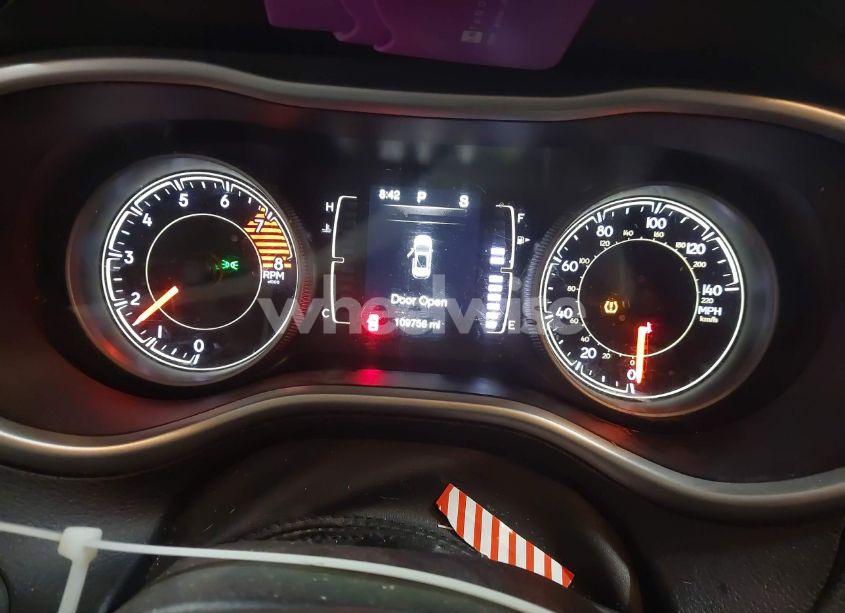 Photo 7 of 2018 Jeep Cherokee LATITUDE PLUS 4X4 (VIN 1C4PJMLX8JD516080)