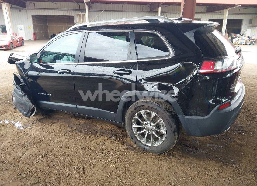 Photo 3 of 2019 Jeep Cherokee LATITUDE PLUS 4X4 (VIN 1C4PJMLX8KD267426)