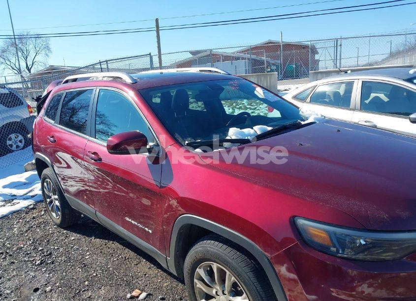 Photo 13 of 2019 Jeep Cherokee LATITUDE PLUS 4X4 (VIN 1C4PJMLX8KD463852)