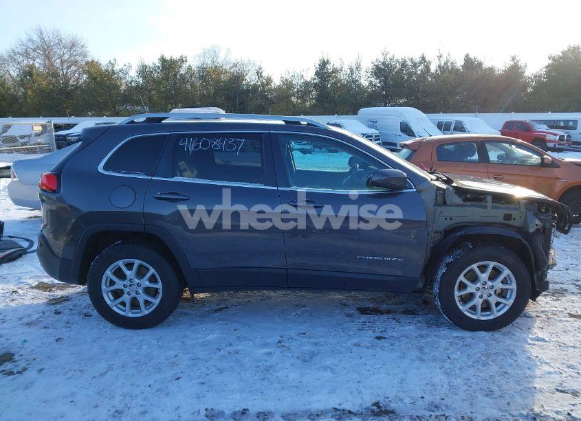 Photo 14 of 2018 Jeep Cherokee LATITUDE PLUS 4X4 (VIN 1C4PJMLX9JD501751)