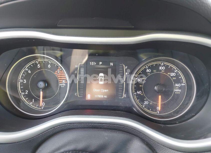 Photo 7 of 2018 Jeep Cherokee LATITUDE PLUS 4X4 (VIN 1C4PJMLX9JD501751)