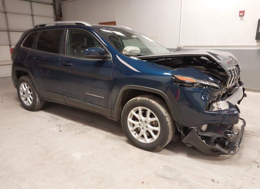 2018 Jeep Cherokee LATITUDE PLUS 4X4 (VIN 1C4PJMLX9JD548472) main photo