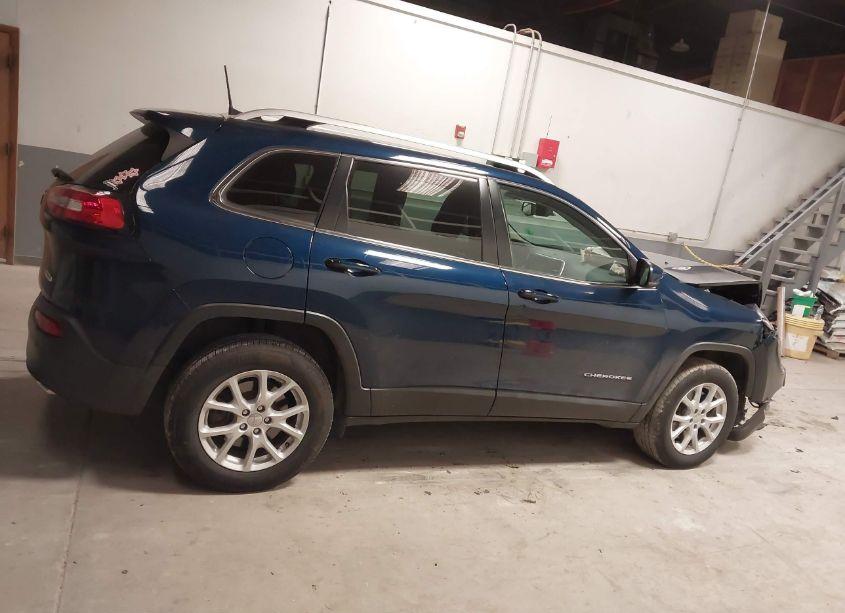 Photo 13 of 2018 Jeep Cherokee LATITUDE PLUS 4X4 (VIN 1C4PJMLX9JD548472)