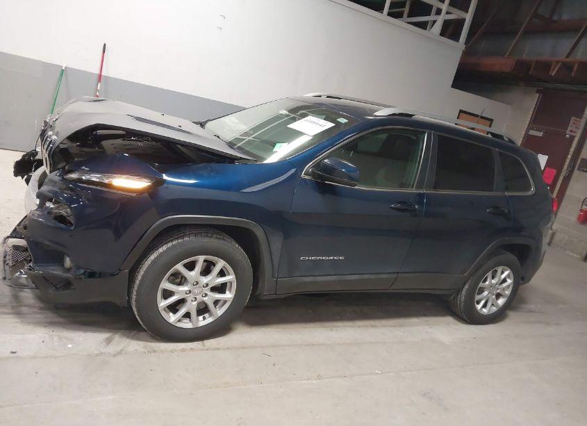 Photo 14 of 2018 Jeep Cherokee LATITUDE PLUS 4X4 (VIN 1C4PJMLX9JD548472)
