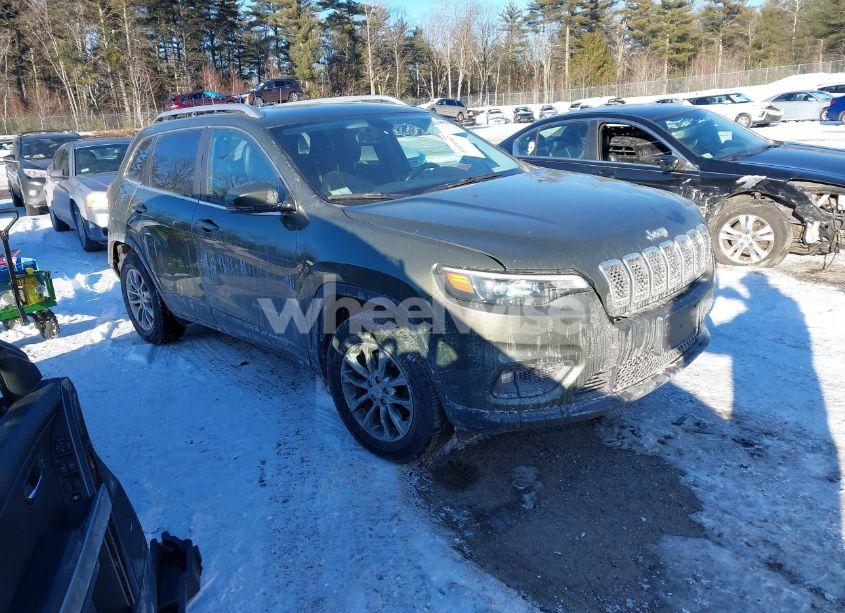 2019 Jeep Cherokee LATITUDE PLUS 4X4 (VIN 1C4PJMLX9KD245208) main photo