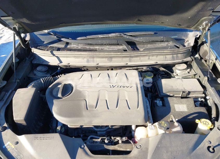 Photo 10 of 2019 Jeep Cherokee LATITUDE PLUS 4X4 (VIN 1C4PJMLX9KD245208)