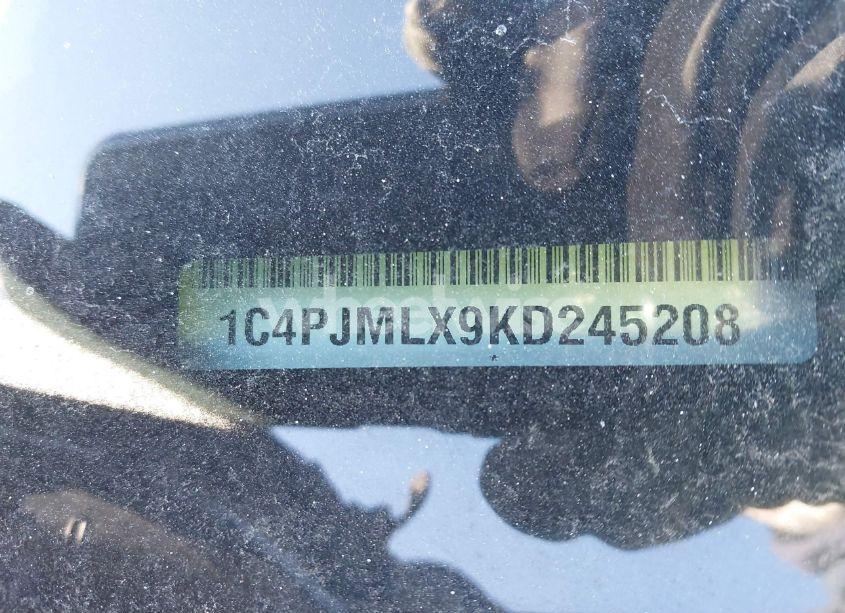 Photo 9 of 2019 Jeep Cherokee LATITUDE PLUS 4X4 (VIN 1C4PJMLX9KD245208)