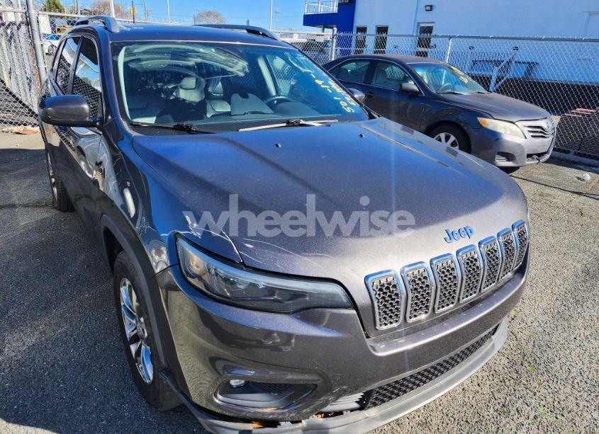 2019 Jeep Cherokee (VIN 1C4PJMLXXKD105619) main photo